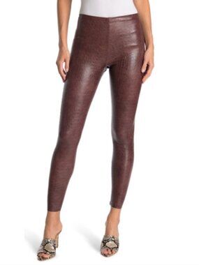 Croc Embossed Vegan Leather Leggings (XL)